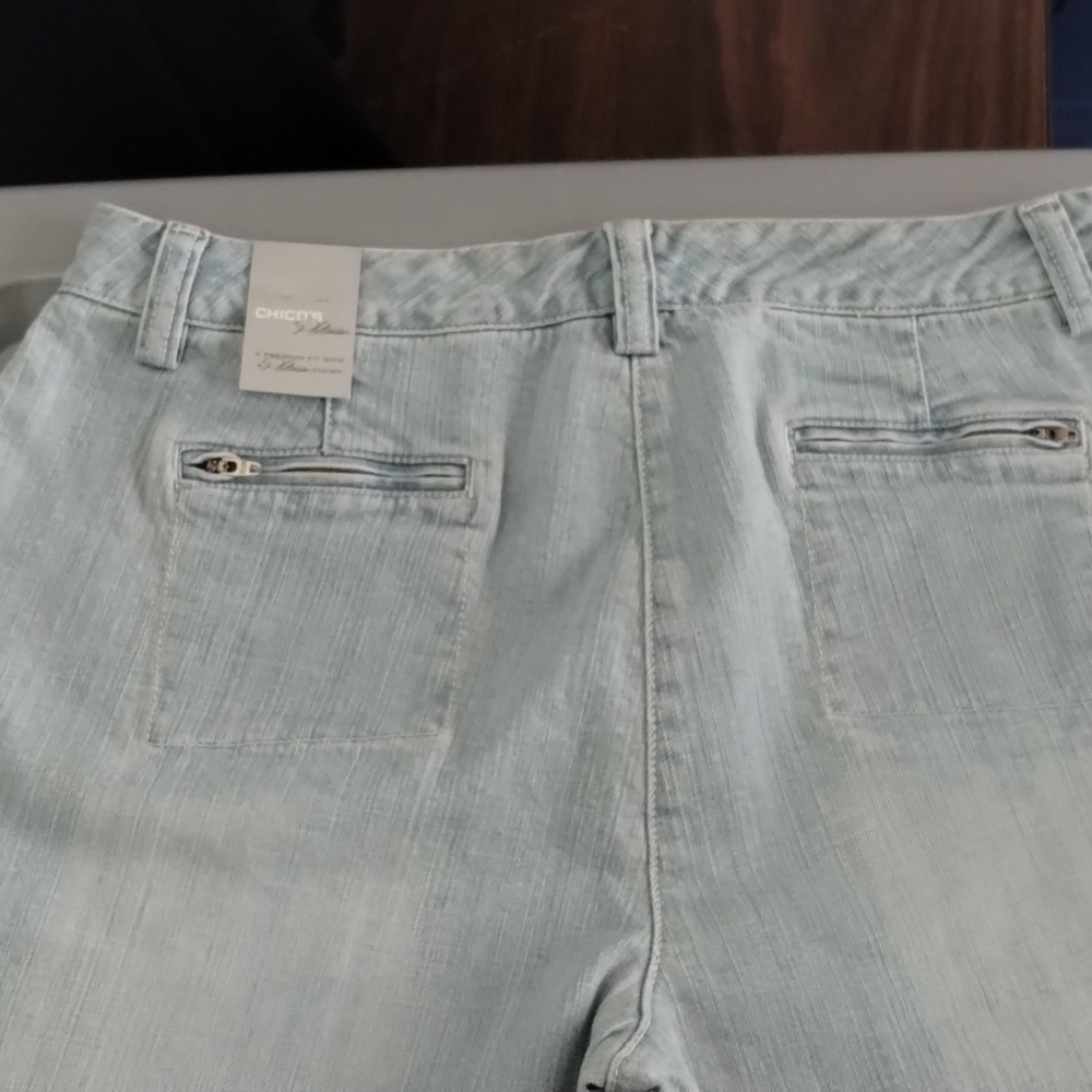 Chico platinum crop jeans